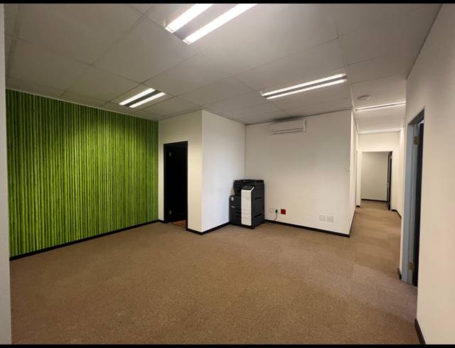 210M² OFFICE TO LET IN ROSEBANK